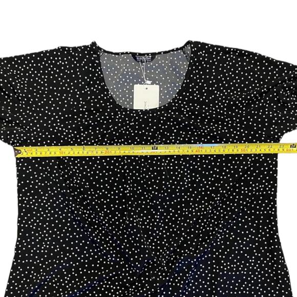 Bloomchic Black and White Short Sleeve Blouse Size 14/16 - Picture 3 of 3